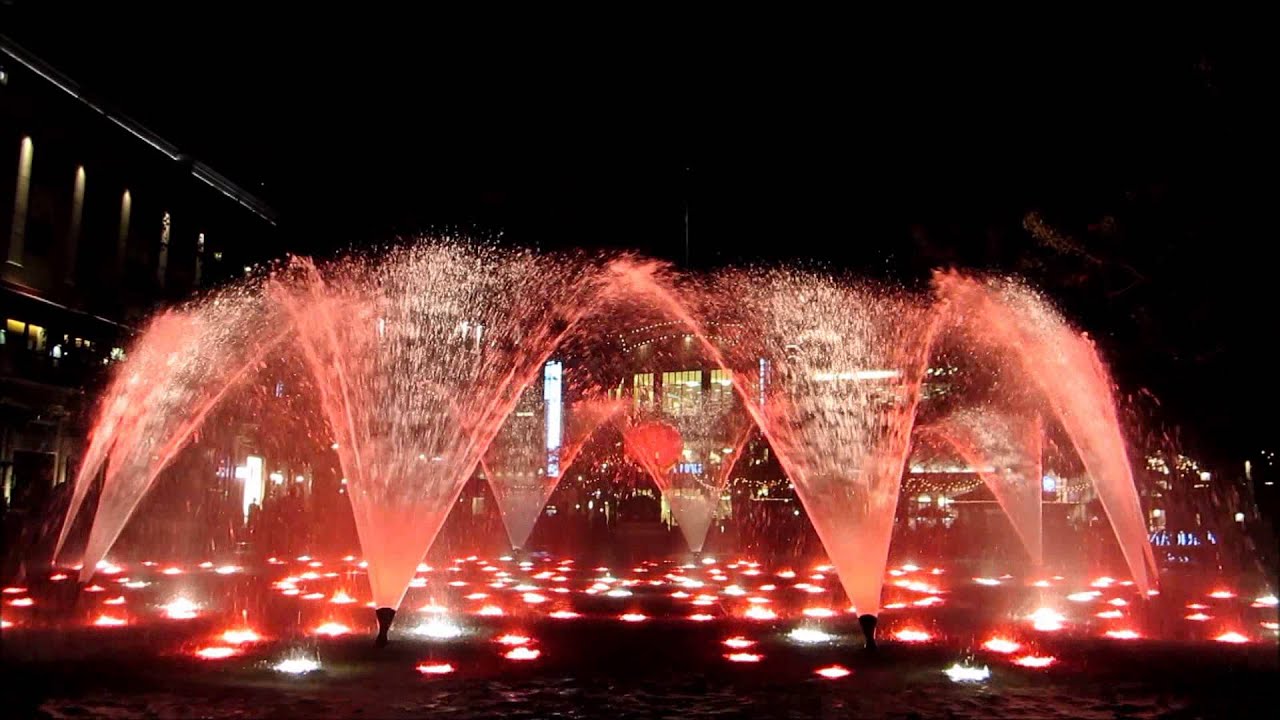 The Americana at Brand Fountain: It's Not Unusual (Tom Jones)