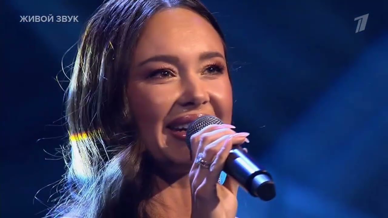 Aida Garifullina and Dima Bilan "Dreamers" 