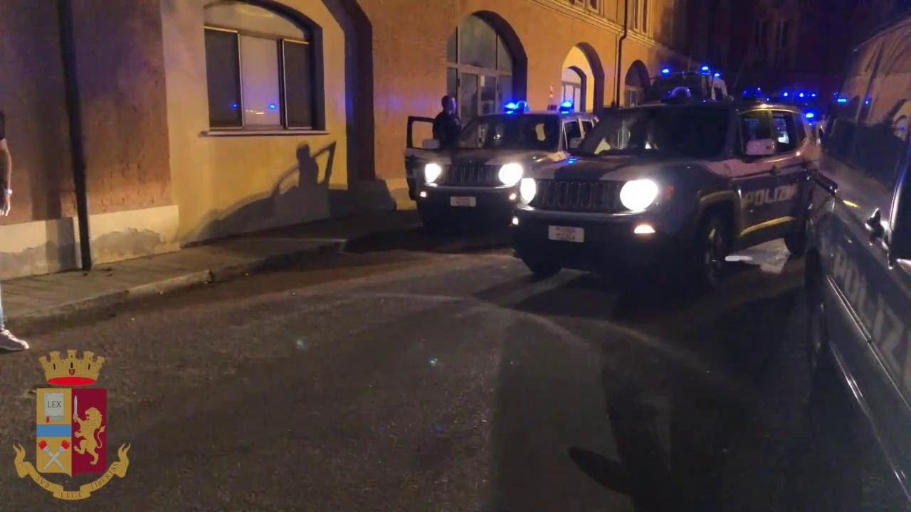 Brescello, un esercito di 80 poliziotti parte dalla questura per arrestare i Grande Aracri