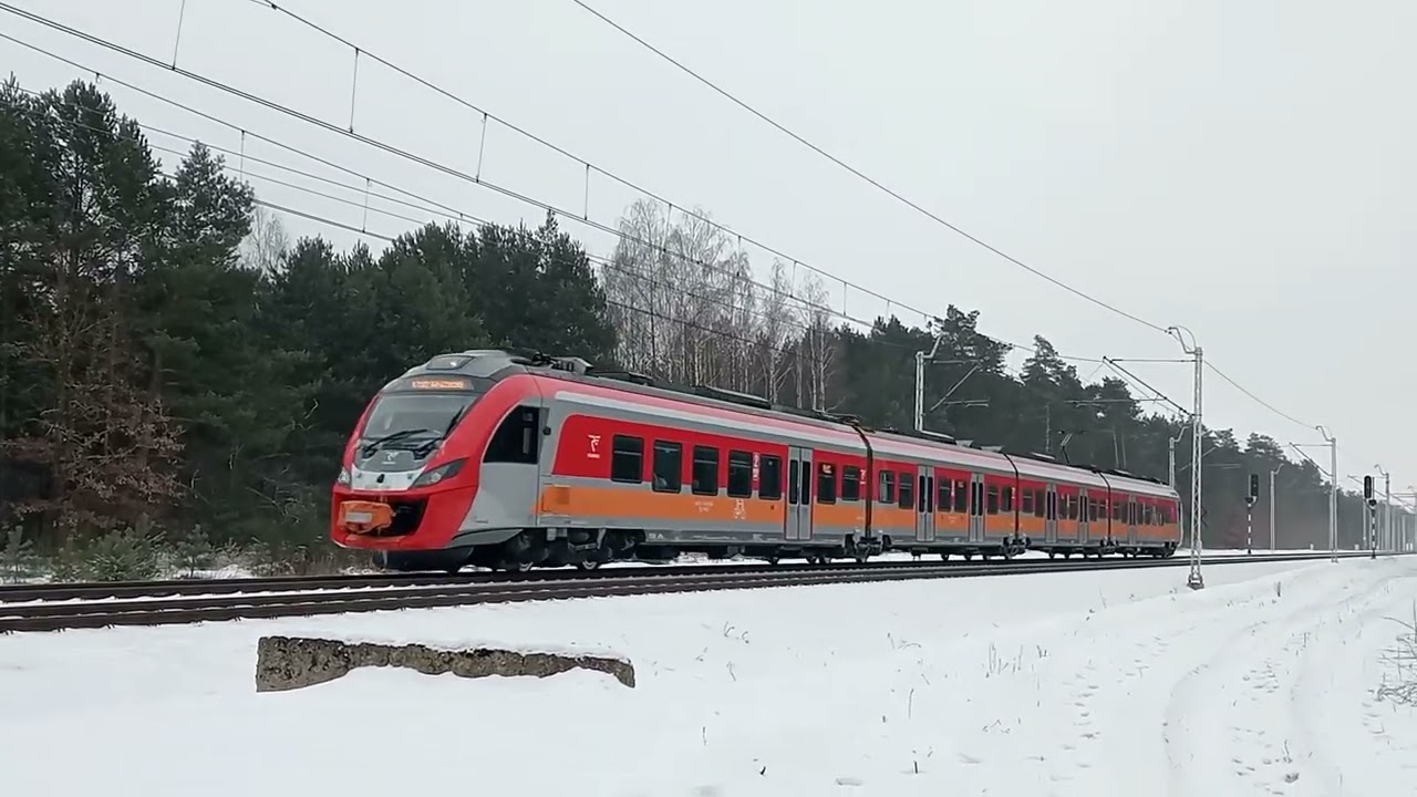Objazdowe Skierniewickie pociągi w Dzierzgówku w tym Bombowiec ET40. 5.2.2026