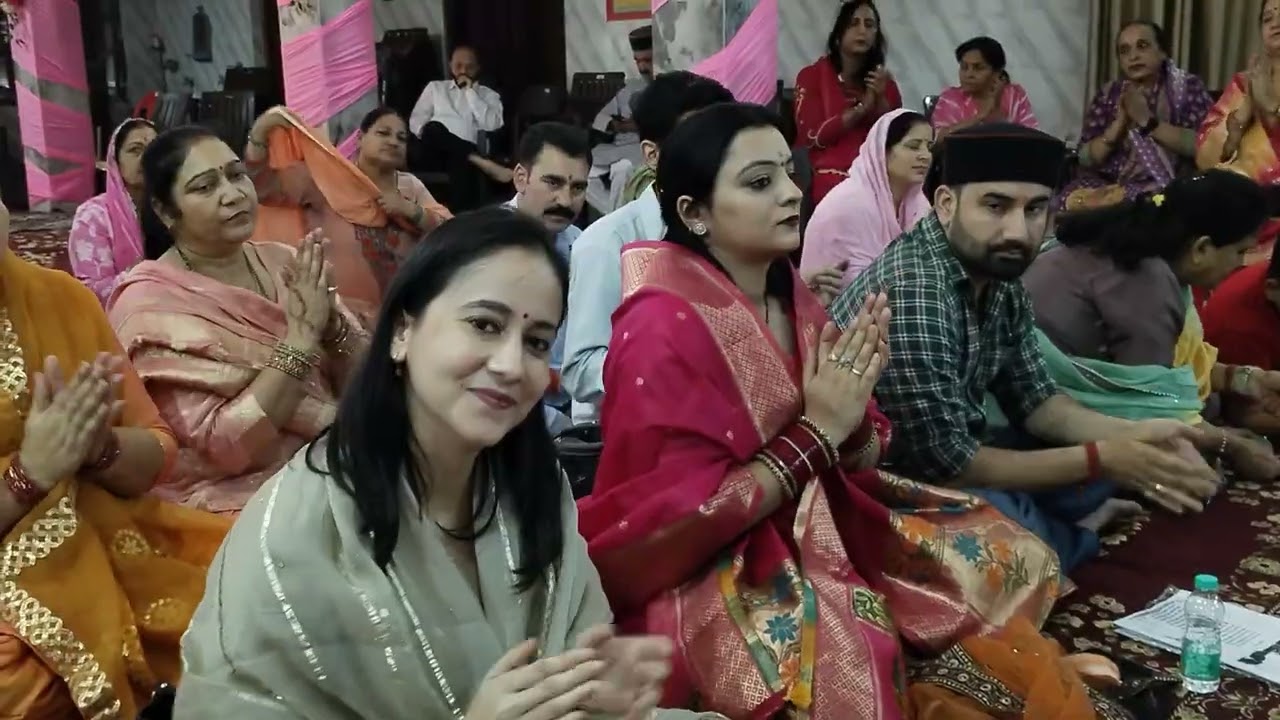 श्री राधे कृष्णा जी का बहुत ही सुन्दर भजन बृंदावन धाम से पधारे हुए पंडित जी ke द्वारा 9816967649 RAM