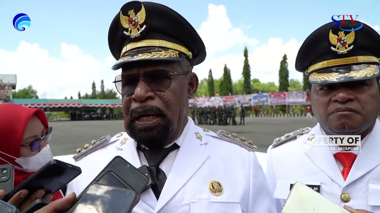 PERDANA BUPATI DAN WAKIL BUPATI JAYAPURA PIMPIN UPACARA HUT RI KE - 80 TAHUN