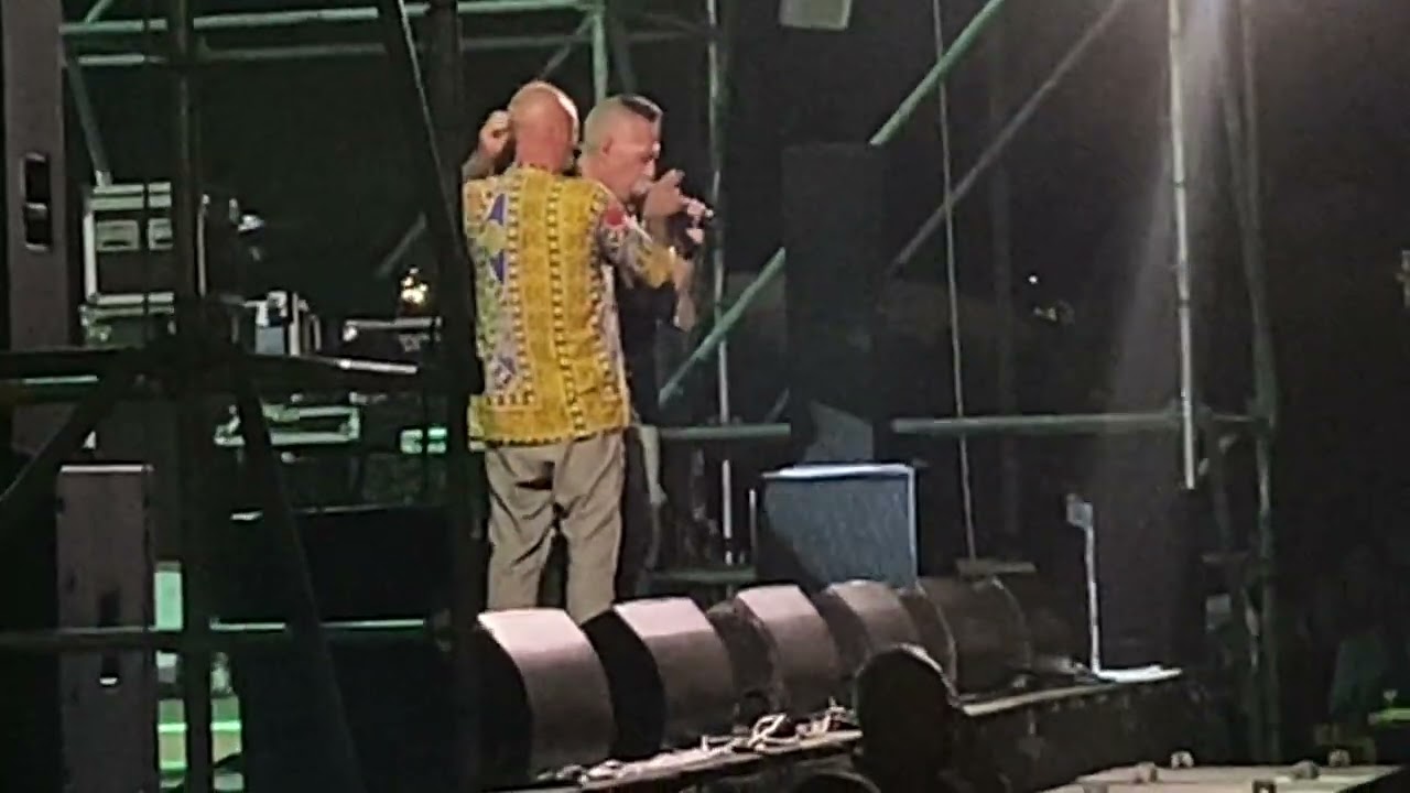 Sud Sound System - Festa della Fica 2024 - Salento -Cantano erba erba per Giorgia Meloni