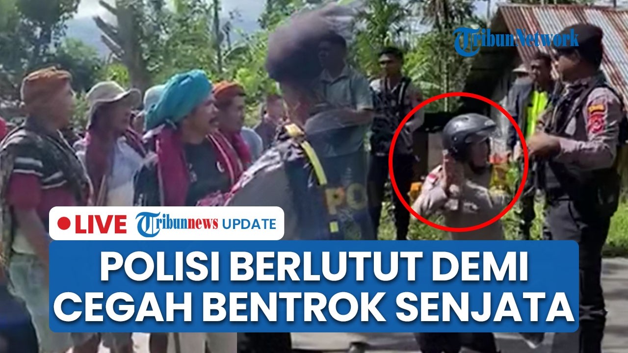 🔴LIVE: Viral Polisi Berlutut di Tengah Jalan Demi Cegah Bentrok Bersenjata Antarwarga di Manggarai