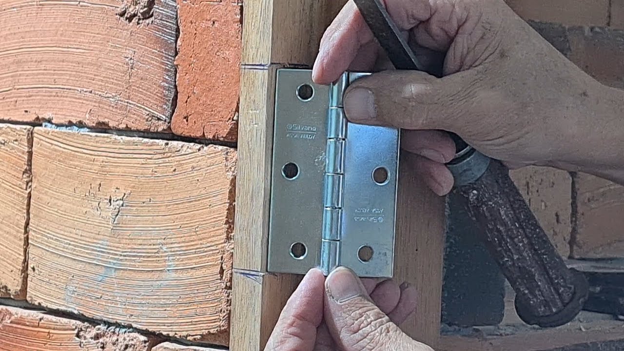 Montagem de DOBRADIÇA de porta # parte 1