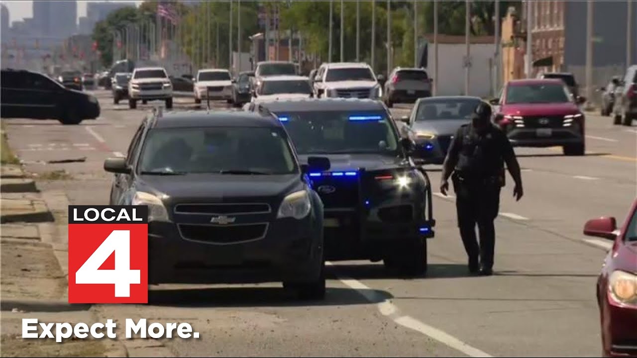 Detroit police hold community meeting to address concerns over traffic stops and profiling