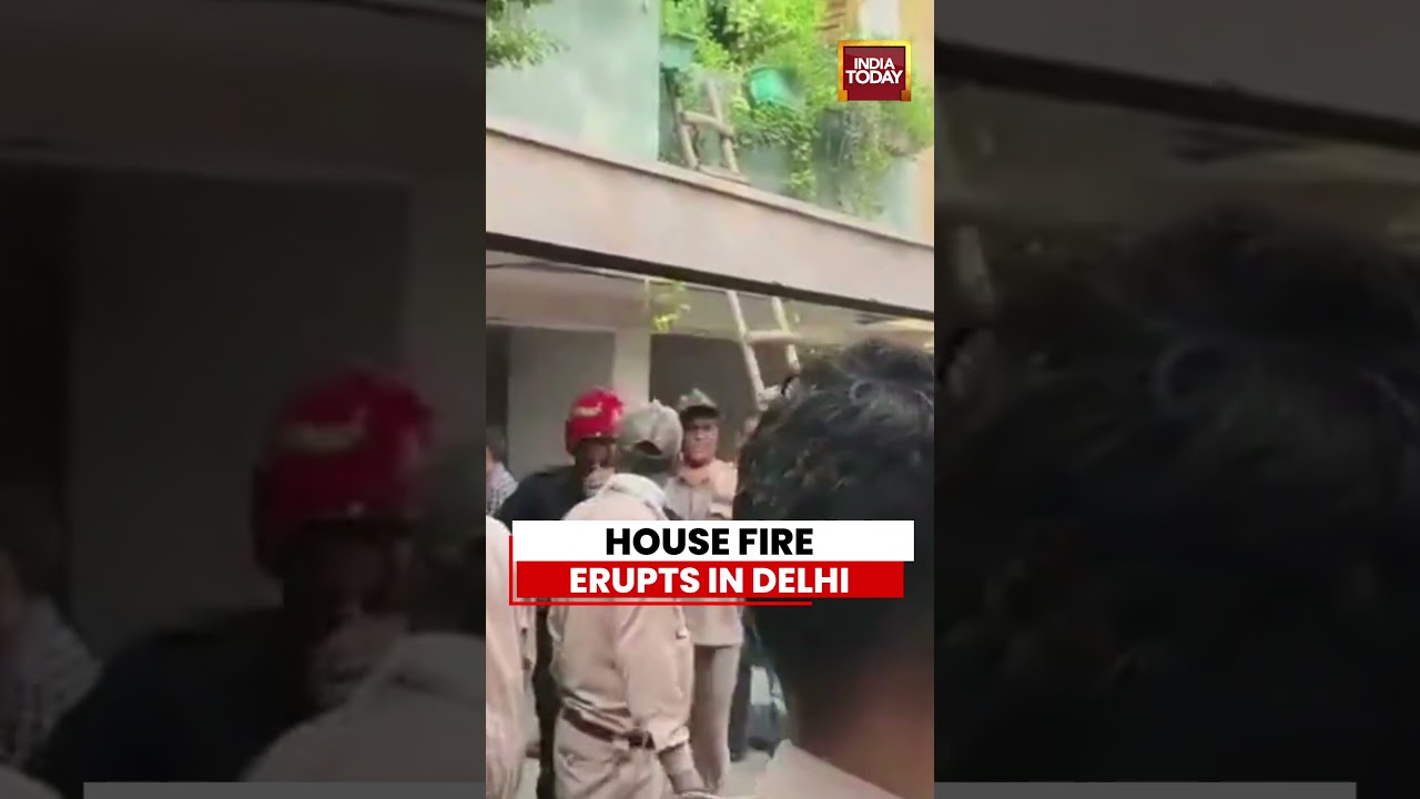 House Fire Erupts In Delhi | New Friends Colony Blaze Triggers Panic, Rescue Ops Underway #delhinews