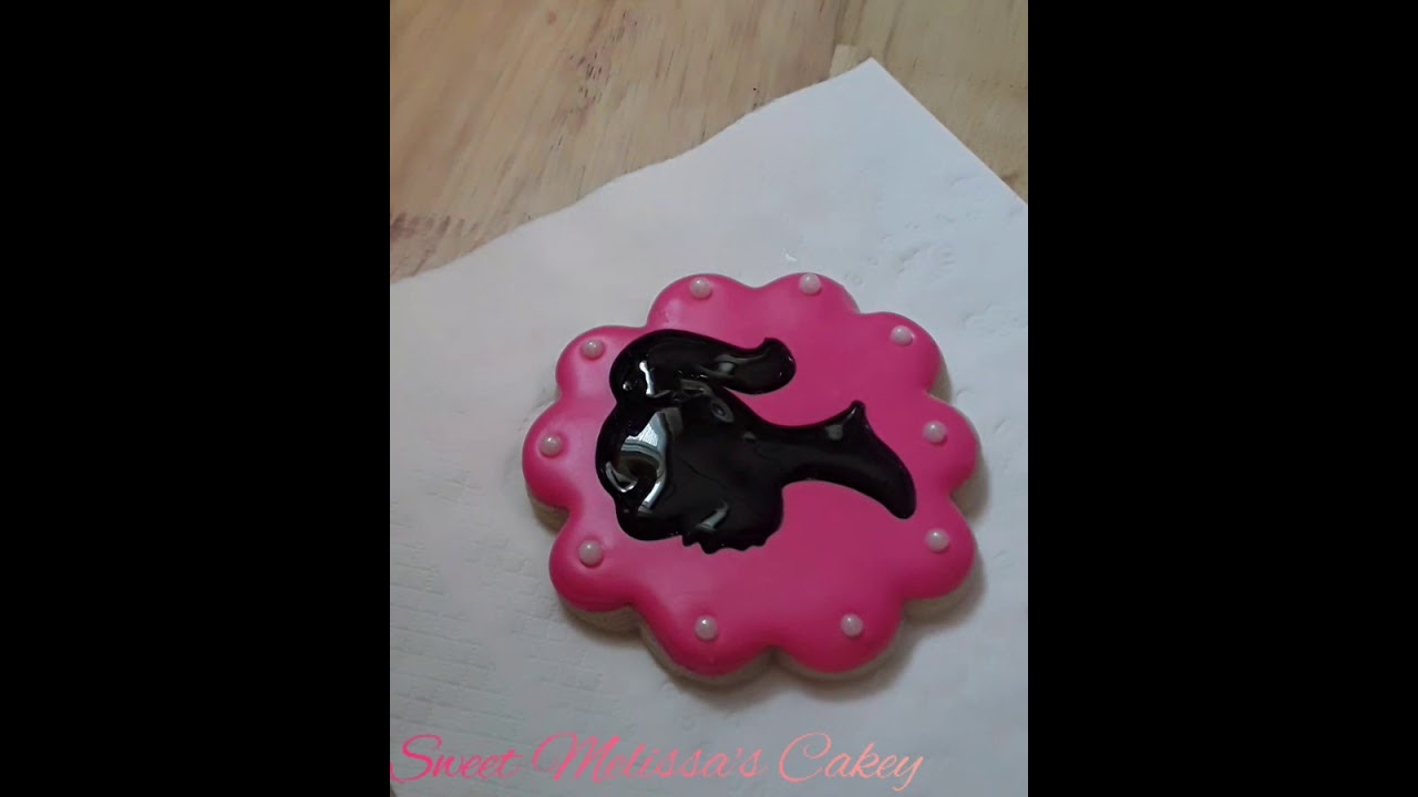 How To Decorate Barbie Cookies