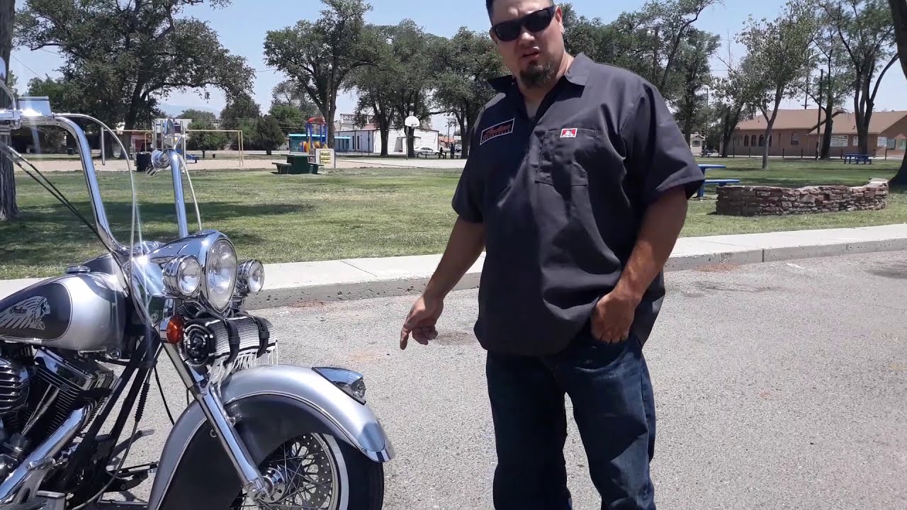 Custom 2000 indian chief 