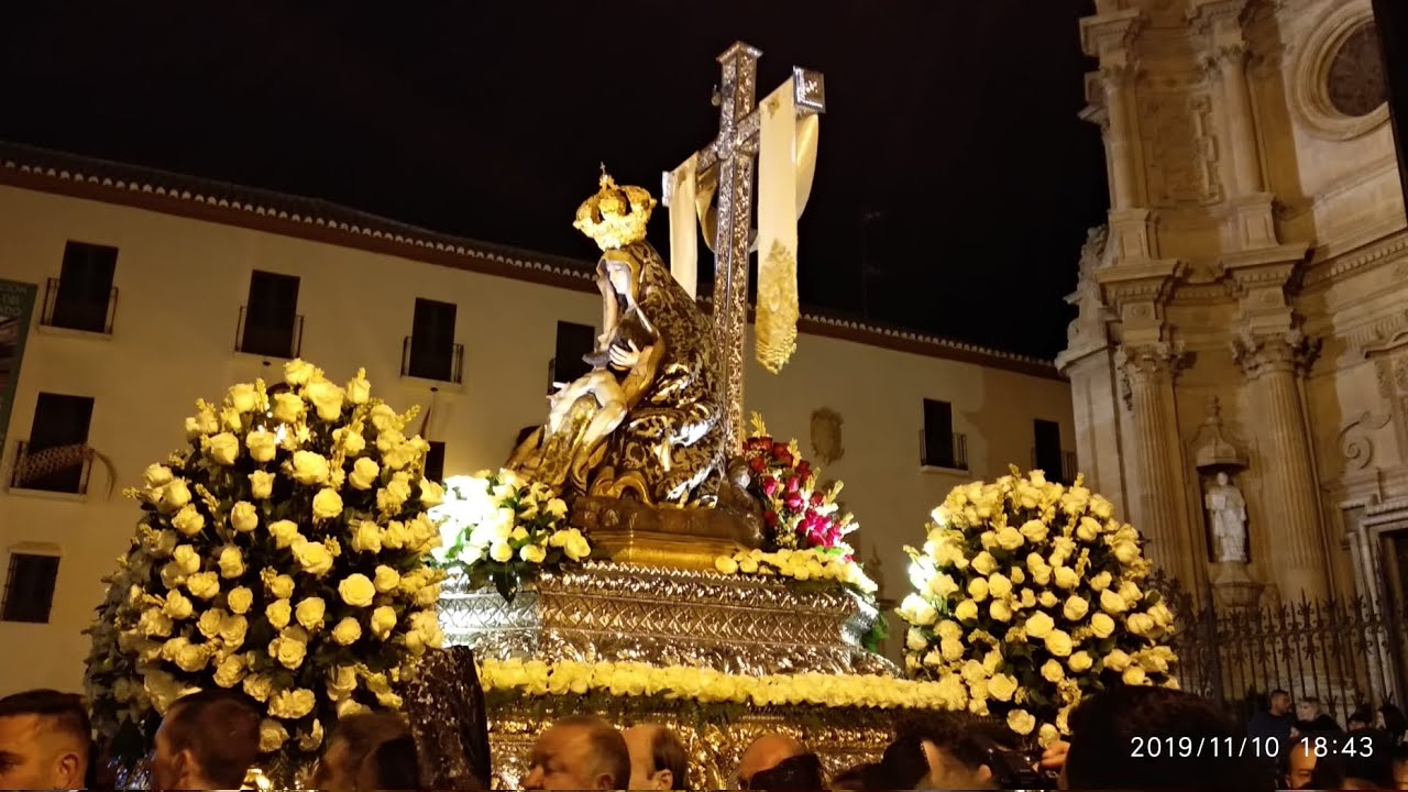 💙 Salida de la VIRGEN DE LAS ANGUSTIAS de GUADIX