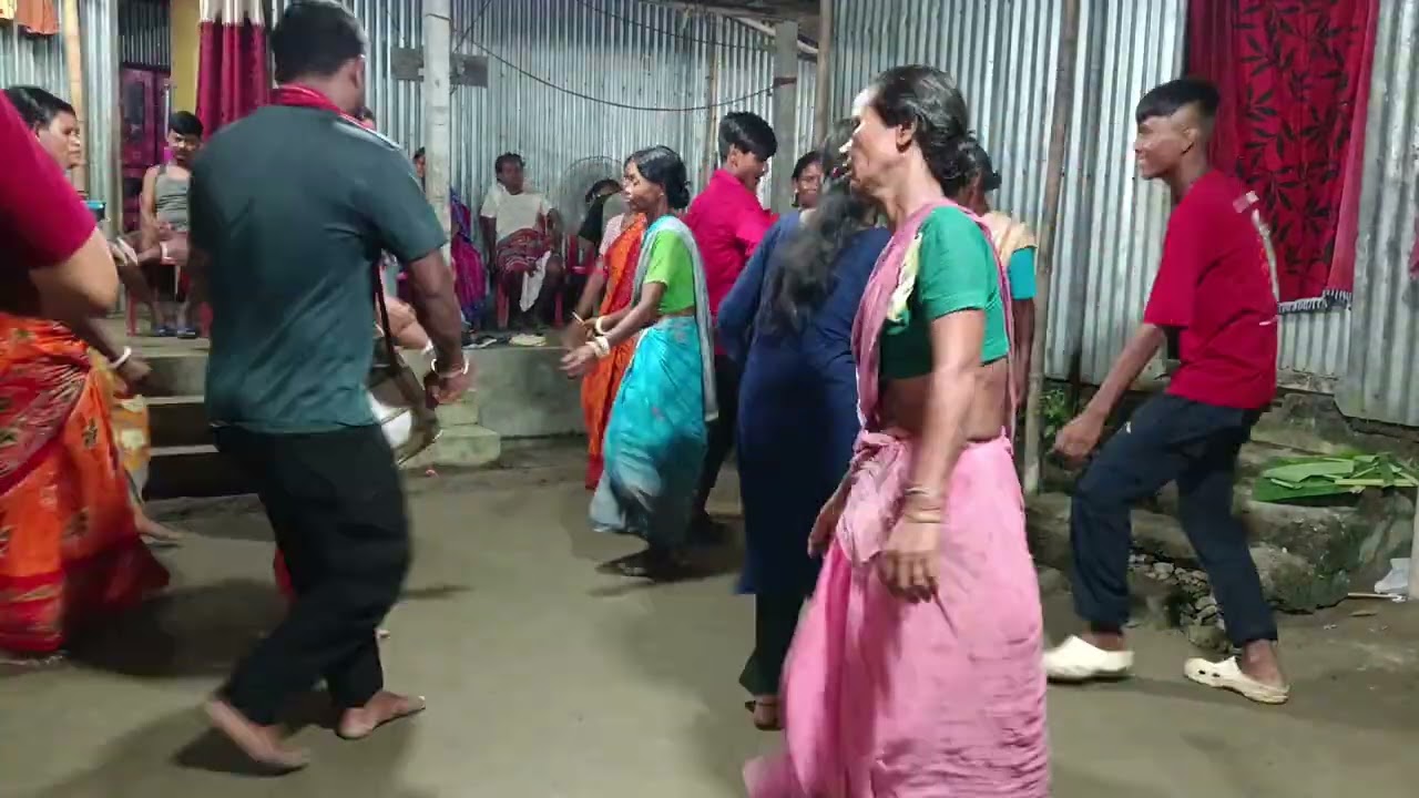 💐 ছি ছি ছিরে  ননী💐মোবাইল, ৮১৭২০৫২৯৮৭ দিদিদের দারুন নাচ করলো 💐এস, এম আর বাংলা ব্যান্ড মিউজিক্যাল 👌👌💐💐