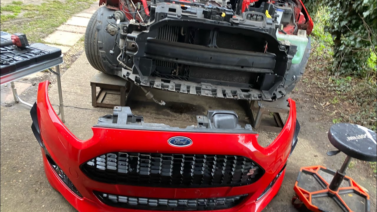 Ford fiesta complete front removal🔧👌