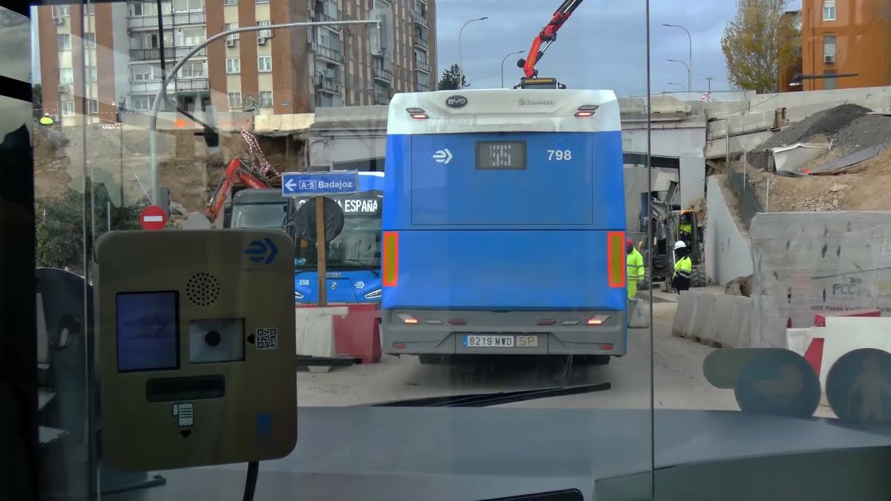 Glorieta de pirámides hasta Campamento en autobús.