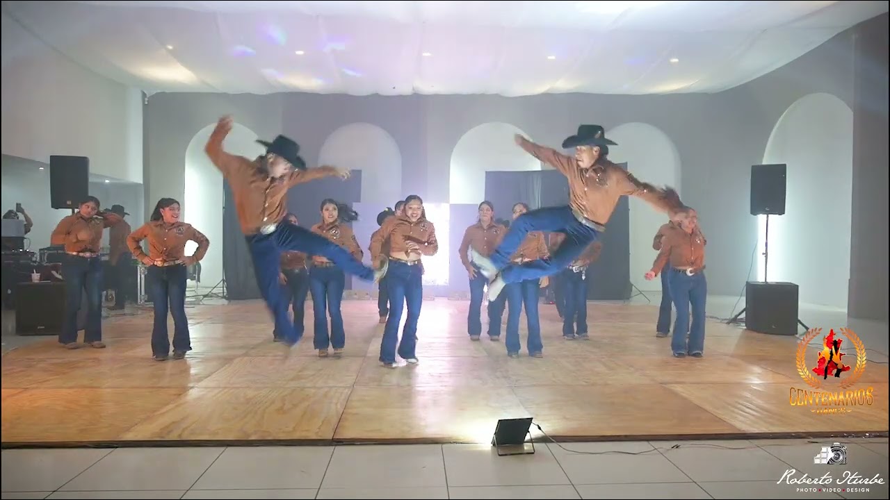 Presentación show huapango alumnos centenarios dance 