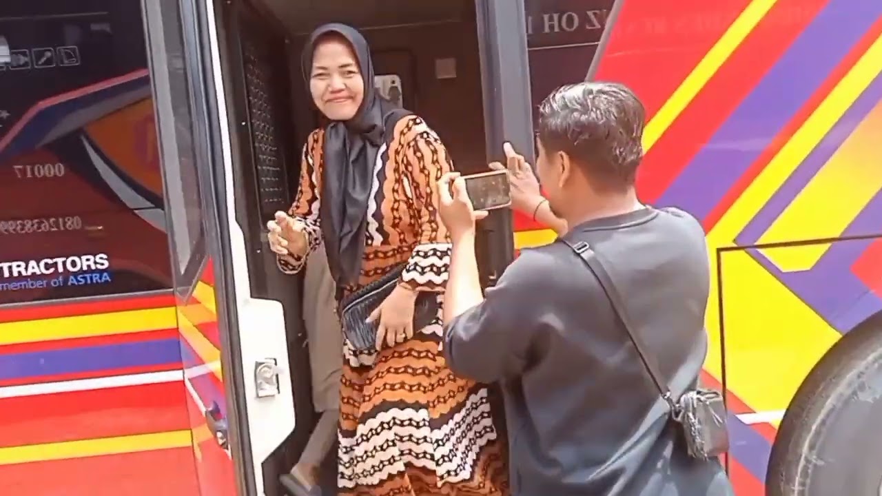 Luar biasa fasilitas di dalam mobil bus Makmur double dekker... #bus #truck #jalan #driver