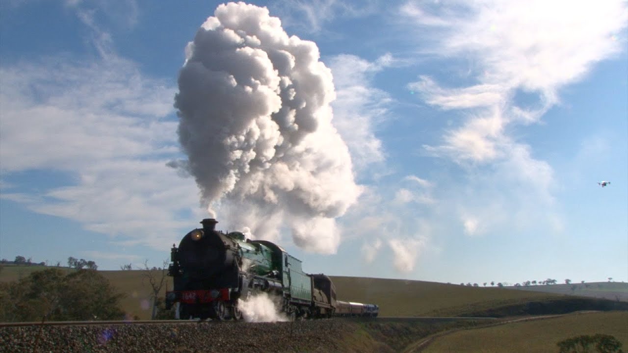 Australian steam locomotive 3642 - Tumulla bank trips - August 2015