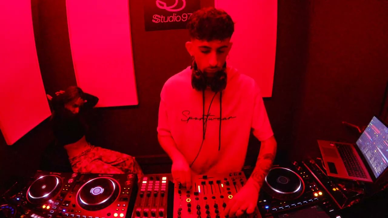 R.U  @studio97musiclab  TECHNO DJ SET 