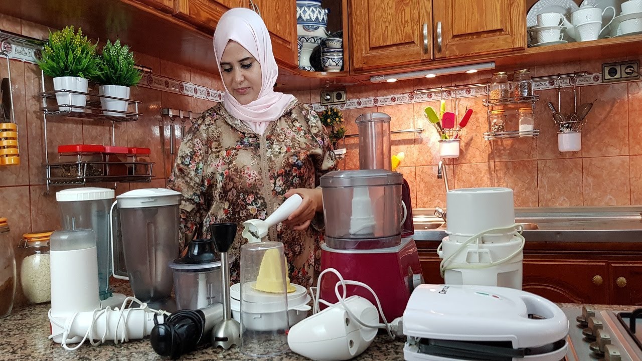 تنظيف الآلات الكهربائية المطبخية بدون ماء بمكون واحد فقط!!!