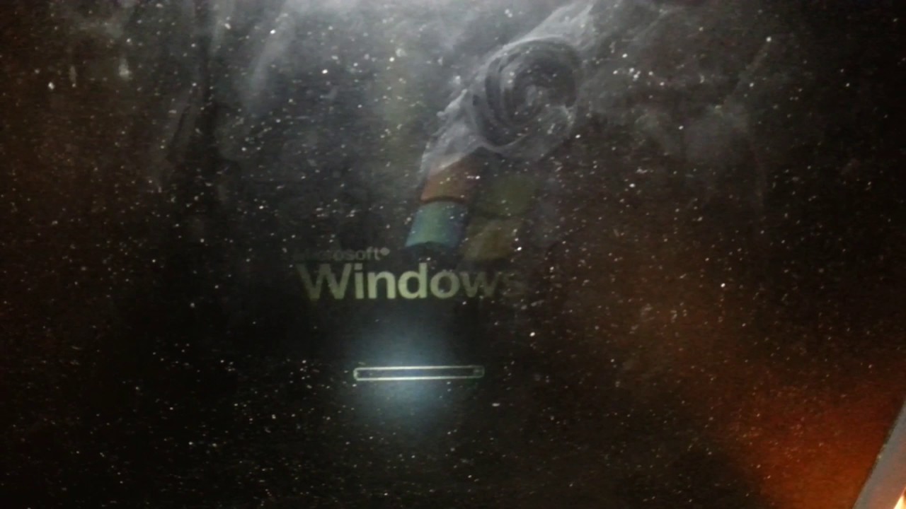 На БУ ноутбуке нет подсветки и ели виднеется изображение. Банальный ремонт