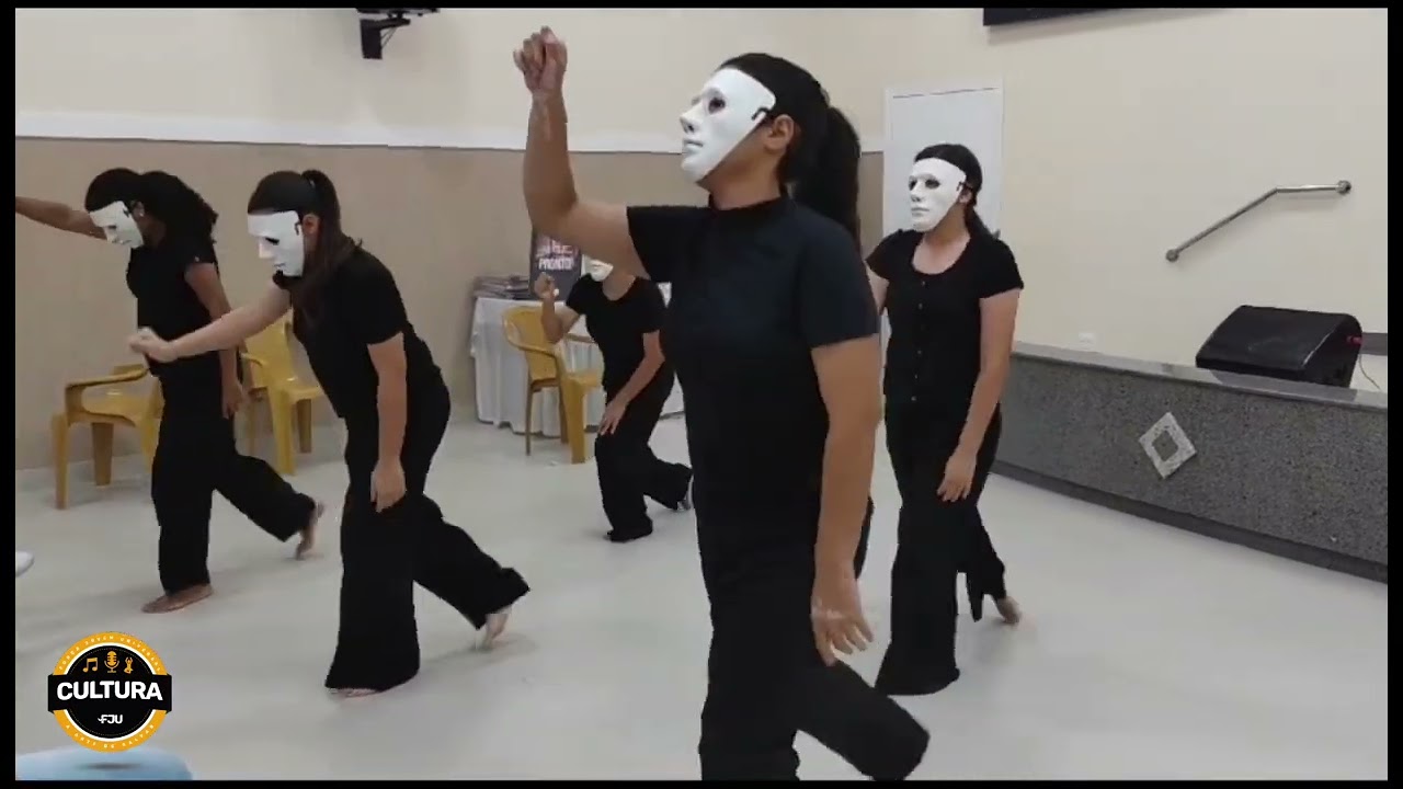 CULTURA FJU APRESENTA O MUSICAL: BONECOS DE PLÁSTICO