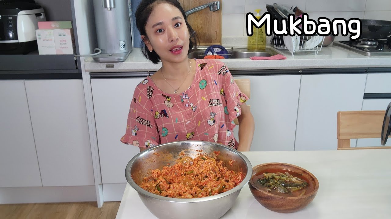 실비김치양념으로 만든 오이지에 실비파김치넣고 비빔밥 먹방 Korean food Spicy Kimchi Bibimbap Mukbang eating show