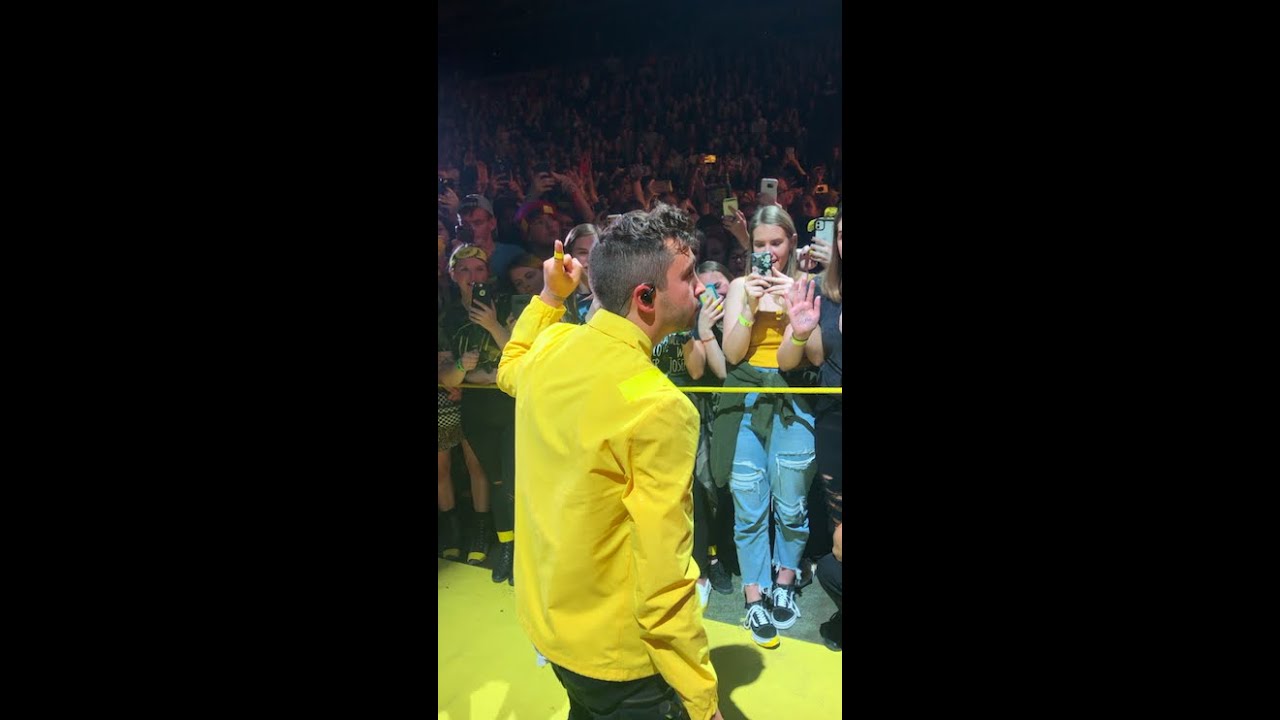 nico and the niners - twenty one pilots [live]