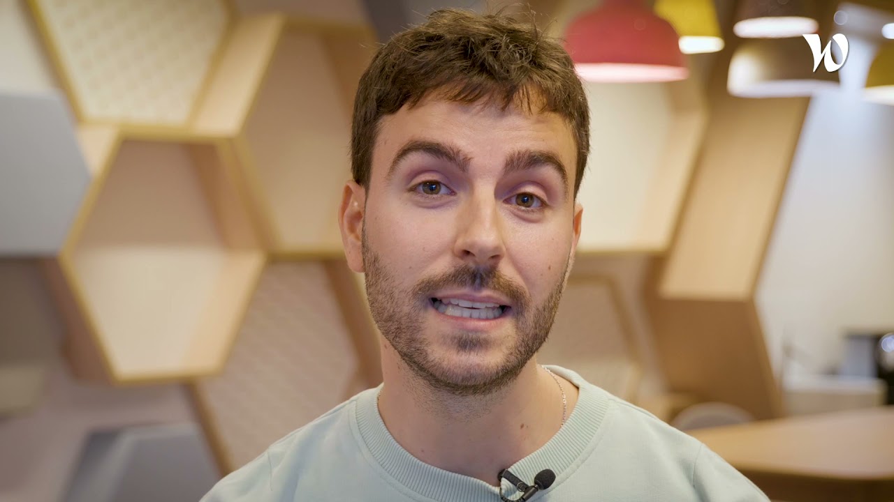 Découvrez Crédit Agricole avec Remi, Chef de Produits Assurances