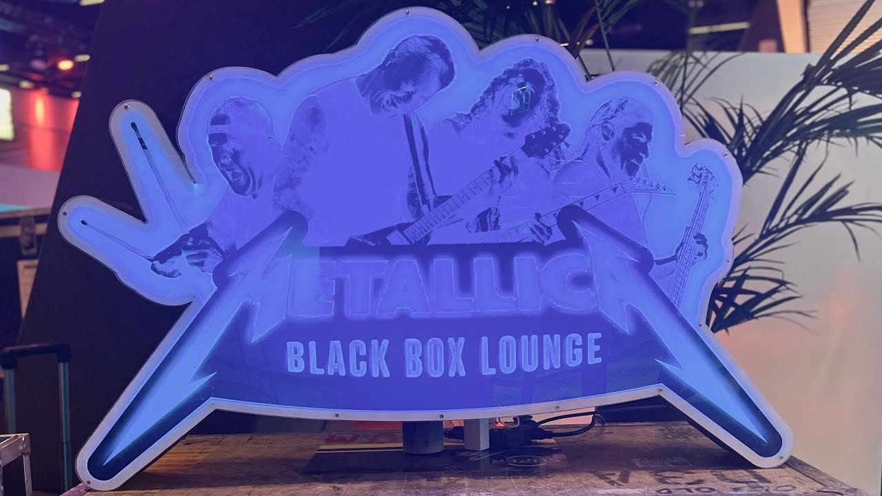 Metallica Black Box Lounge