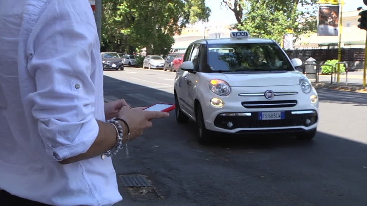 Parte da Roma l'accordo Uber e IT Taxi. Con App Uber prenoti 3570