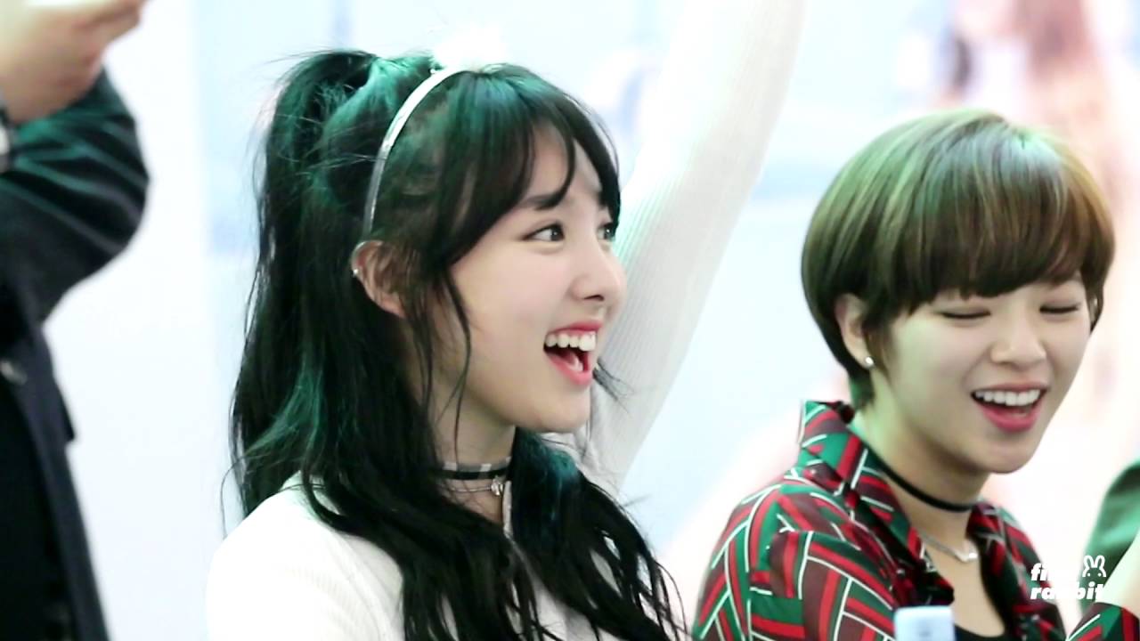 160514 여의도 ifc몰 트와이스 팬사인회 (나연)