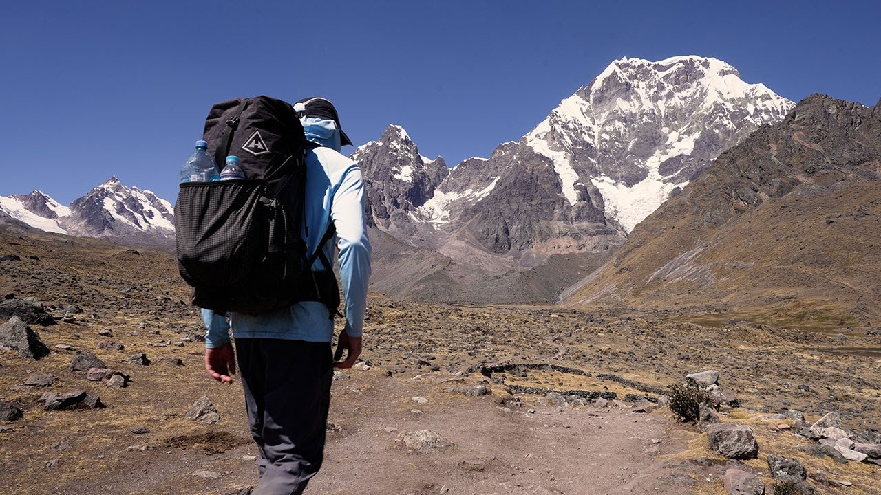 Solo Hiking Ausangate in Peru