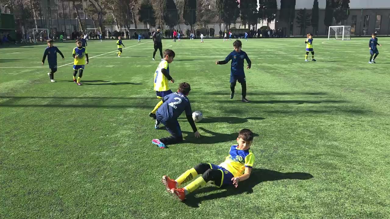 Azərbaycan çempionatı (U-10)  Rofm FK  9  ----  3 Dostluq FK