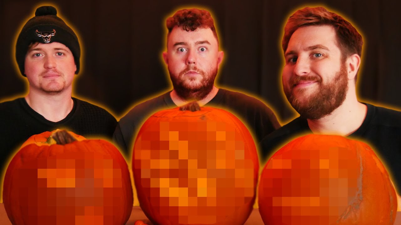 🎃 Wrestling PUMPKIN CARVING Halloween Challenge 🎃