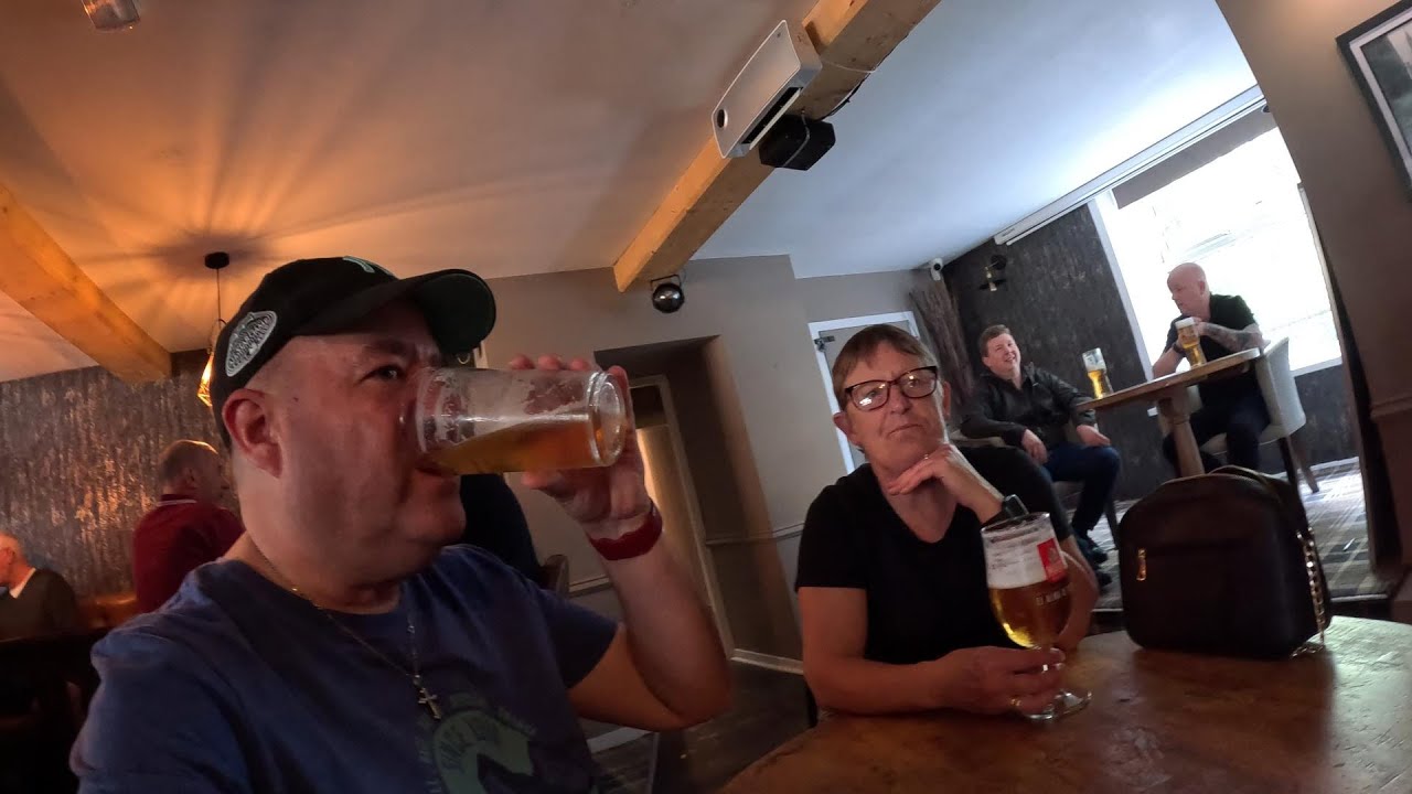 Dukinfield Pub Crawl With Auntie Ethel