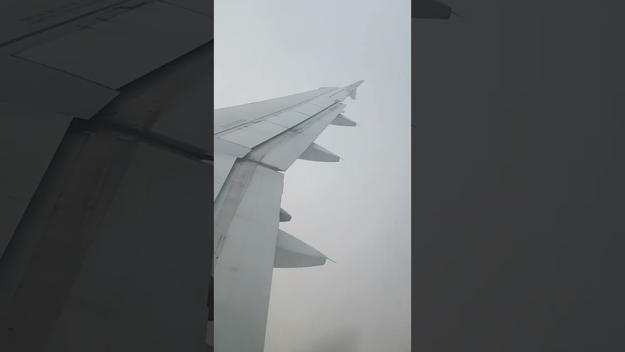 فرود هیجانی از دل ابرها ✈️ | نیشتنی فڕۆکە لە ناو هەورەکان | Epic Landing#Landing #Airplane #Clouds 