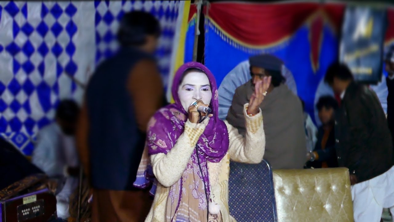 Singer Faiza Fozia Punjabi Goon Mahiye  2015 Muqabla