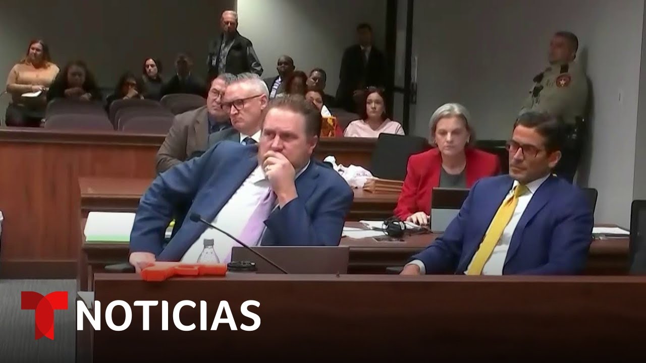 Presentan en corte audios desgarradores de la masacre en Uvalde y un relato | Noticias Telemundo