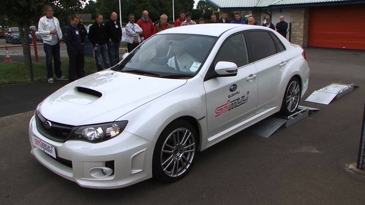 Si Drive - STI Center Diff Demo from Subaru UK drive team