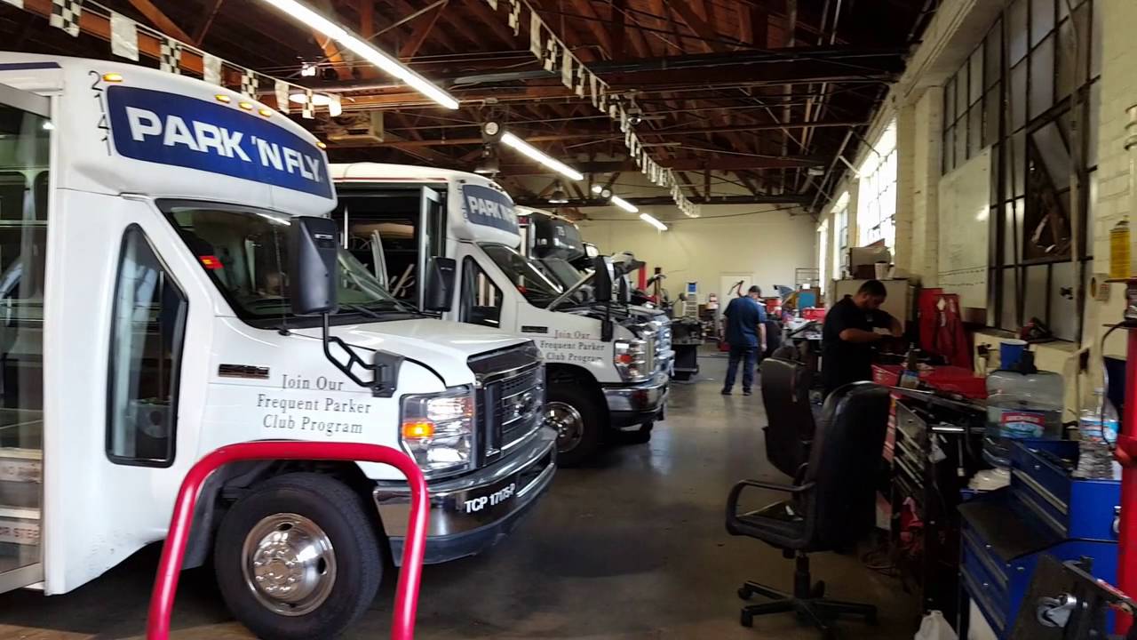Charter and Shuttle Bus Repair in Los Angeles by Professional Fleet Services