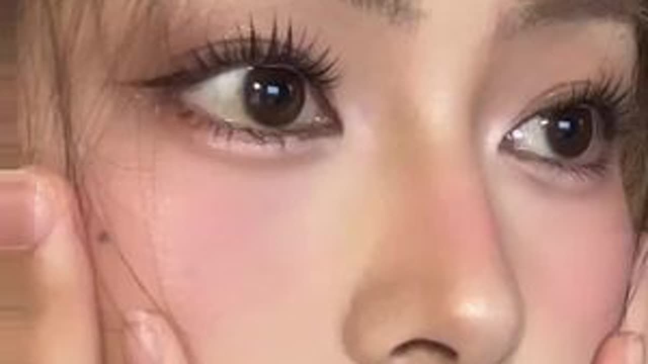 #妆教 #韩系妆容 #淡颜 新手都能学会小烟熏🥰