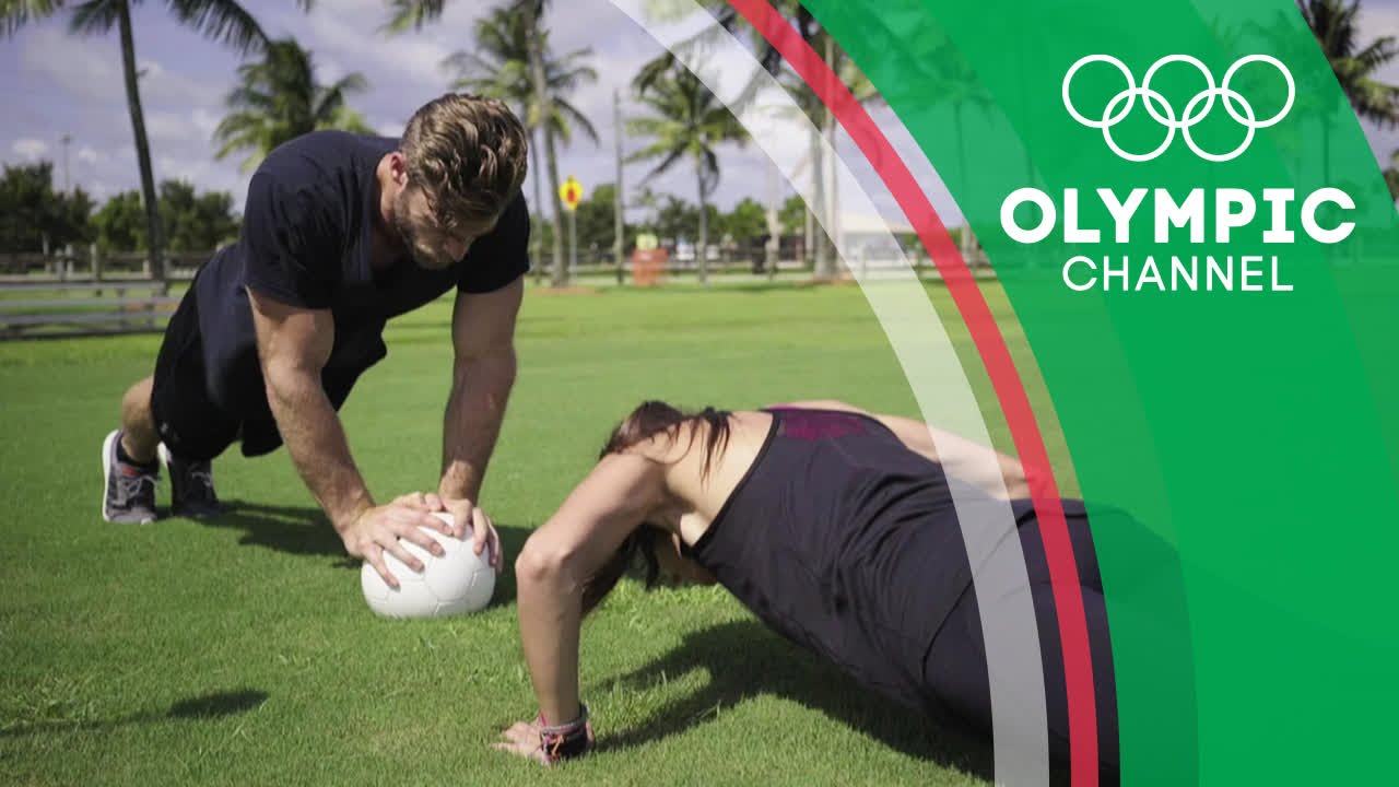 Buff Dude Tackles Melissa Ortiz’s Football Workout | Hitting the Wall