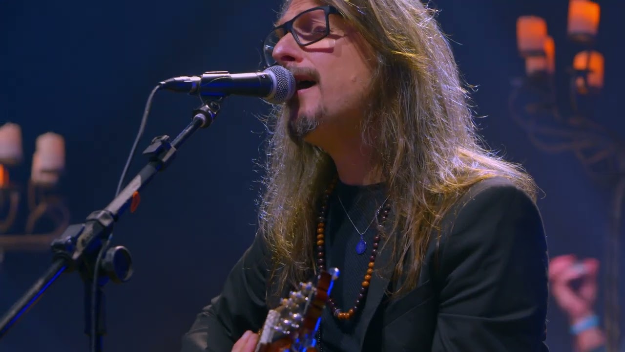 ANGRA - Bleeding Heart Acoustic (Live at Ópera de Arame, Curitiba PR)