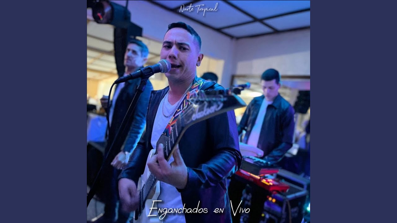 Enganchados / Medallo / Cosas Malas / Colorín Colorado (Medley) (En Vivo)
