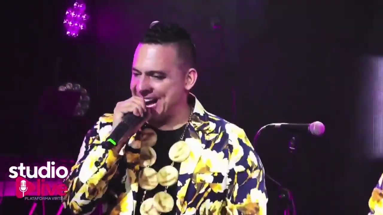 Los Cantores de Chipuco - De Parranda (Live)