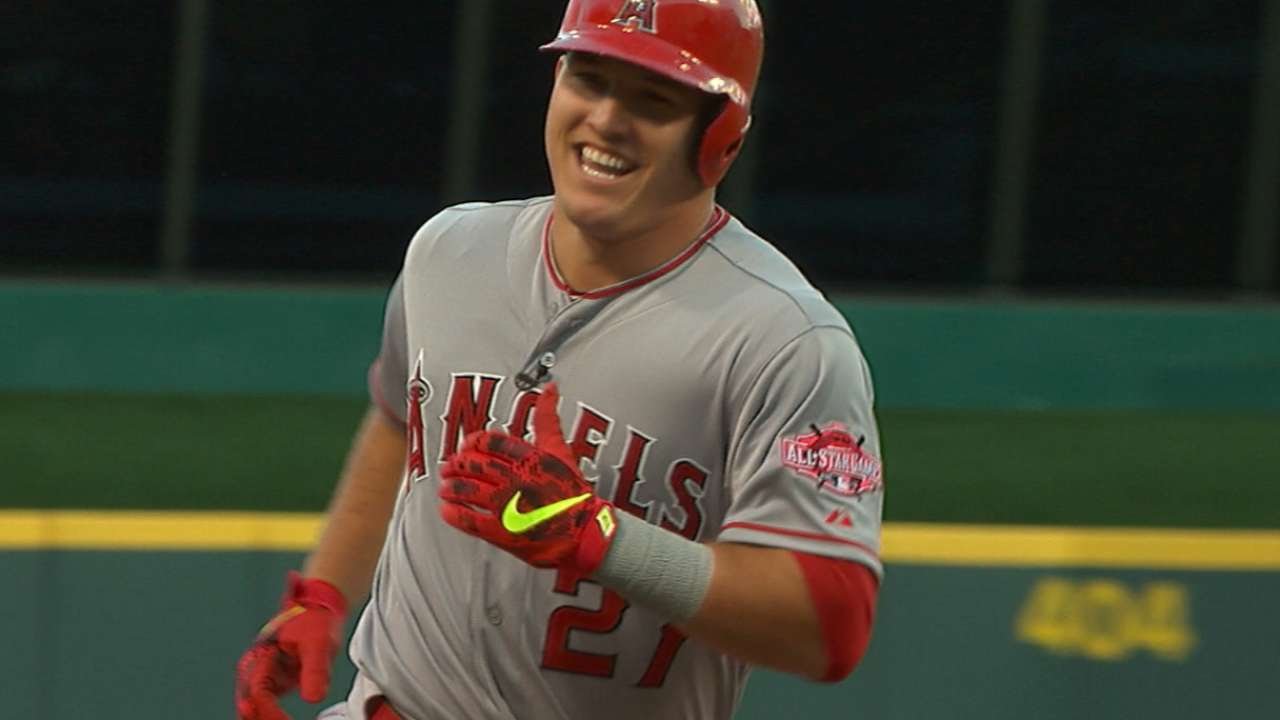 7/14/15: Trout wins second straight MVP to lead AL