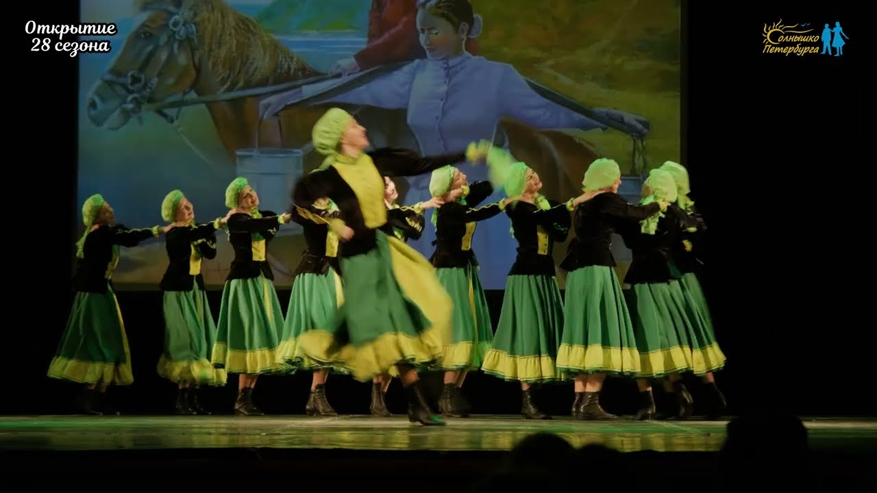 Кубанский казачий девичий танец Гусеница