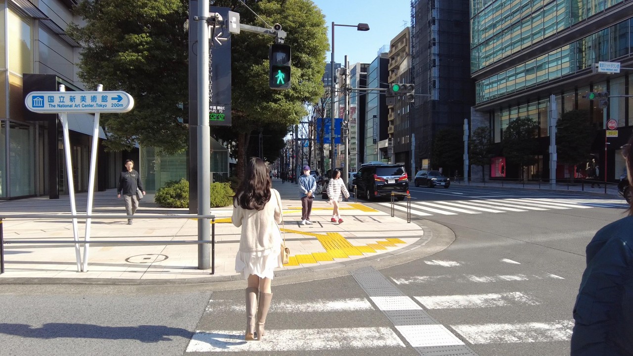 【大江戸線散歩】青山一丁目駅から六本木駅まで歩く　Walking from Aoyama-Itchome to Roppongi | Tokyo Oedo Line Stroll