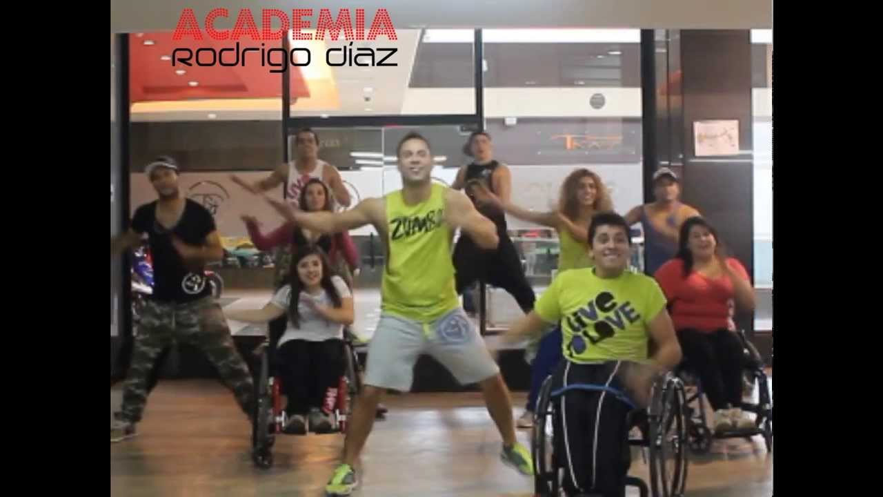 Zumba Chile en silla de ruedas junto a Rodrigo Diaz