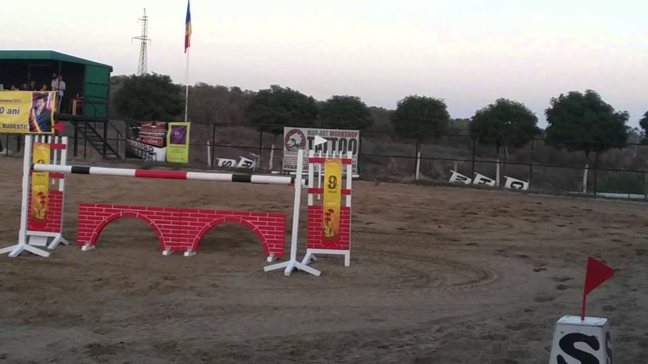 Equestrian club 