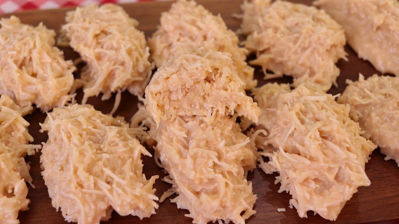 COCADA DE LEITE CONDENSADO FÁCIL DE 4 INGREDIENTES COM CASQUINHA POR FORA E MOLHADINHA POR DENTRO